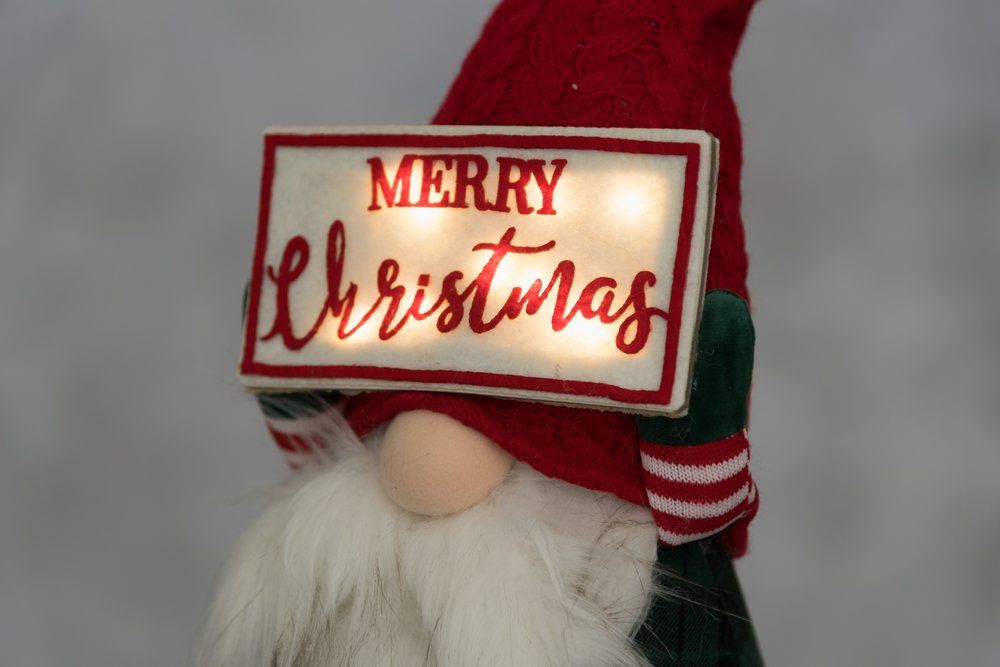 Winteria Julemand med LED-skilt:  Merry Christmas 47 cm