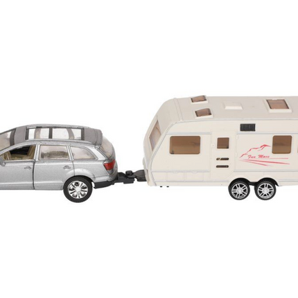 Legetøjsbil med campingvogn